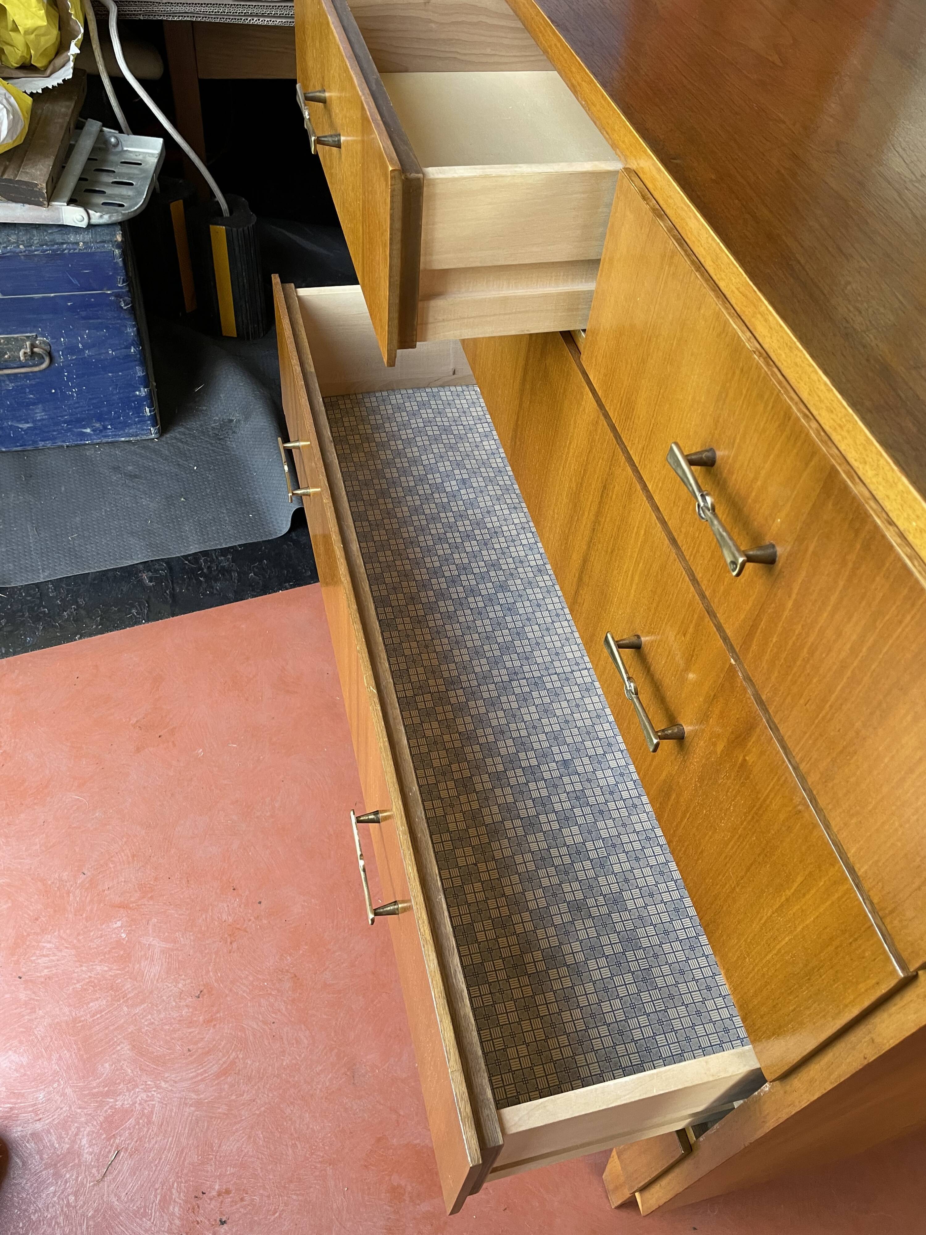 Vintage chest of drawers year 50/60