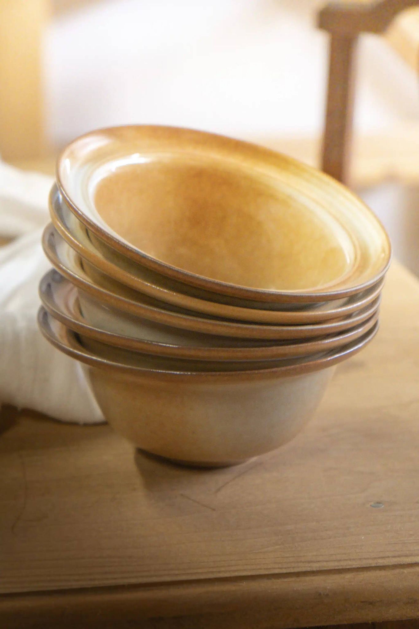 Set of 5 "Isidore" bowls