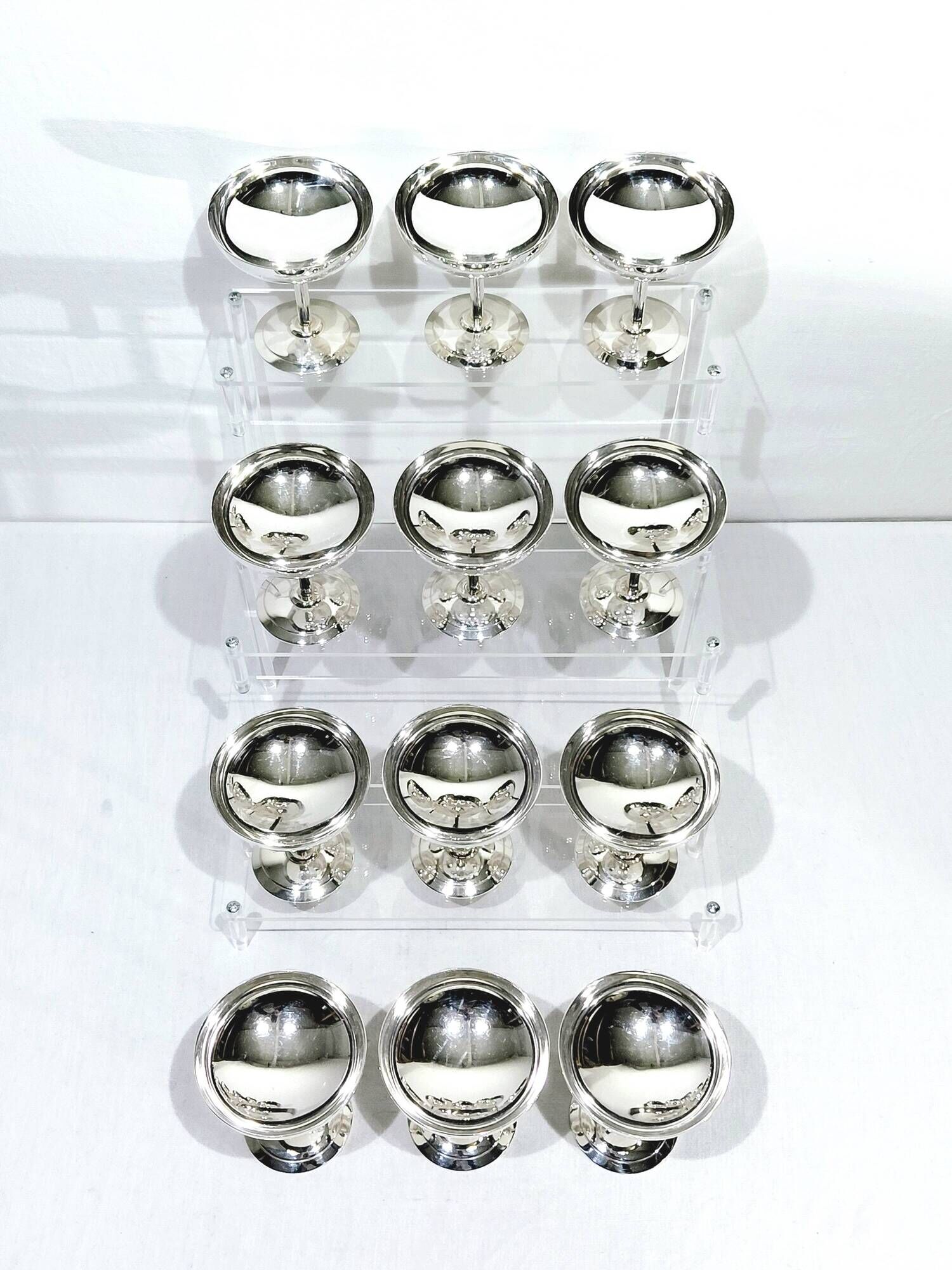 Christofle and Lino Sabattini - 12 Silver-Plated Metal Bowls