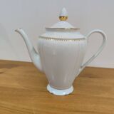 Porcelain coffee pot