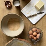 Gien beige and brown sandstone salad