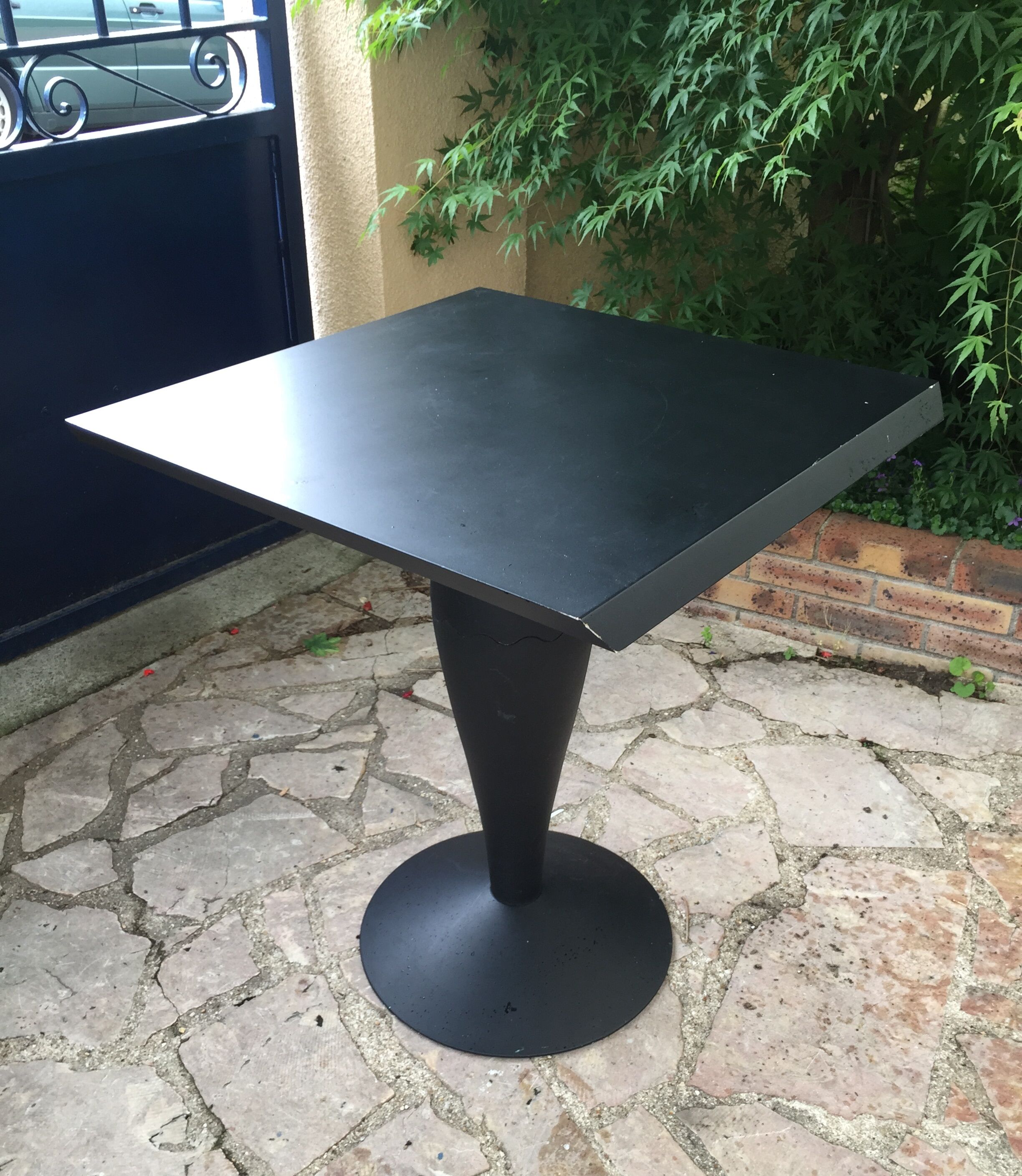 Bistro table Starck Miss Balu