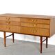 Buffet/commode Meredew du milieu du siècle en teck. Vintage
