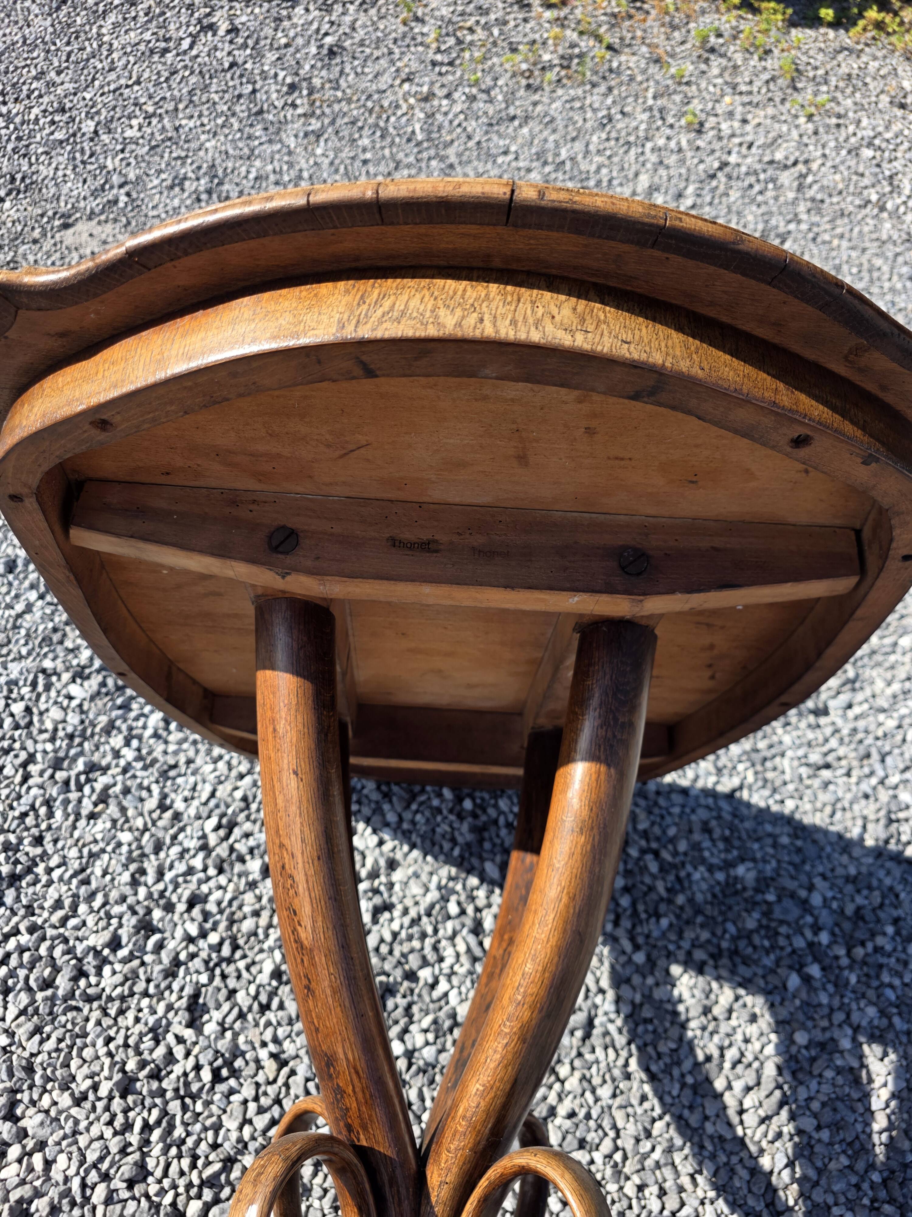 Thonet No. 1 curved wooden side table from the 19th century.