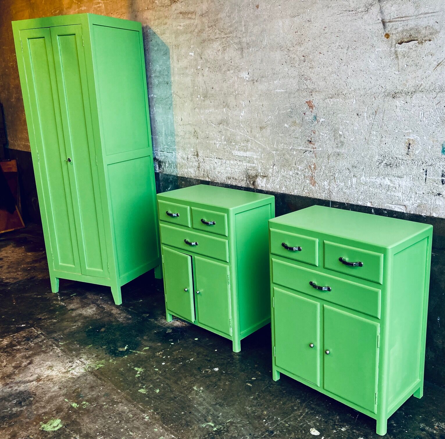 Set of 2 parisian buffets