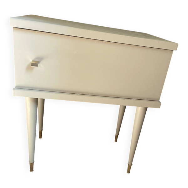 Table de chevet