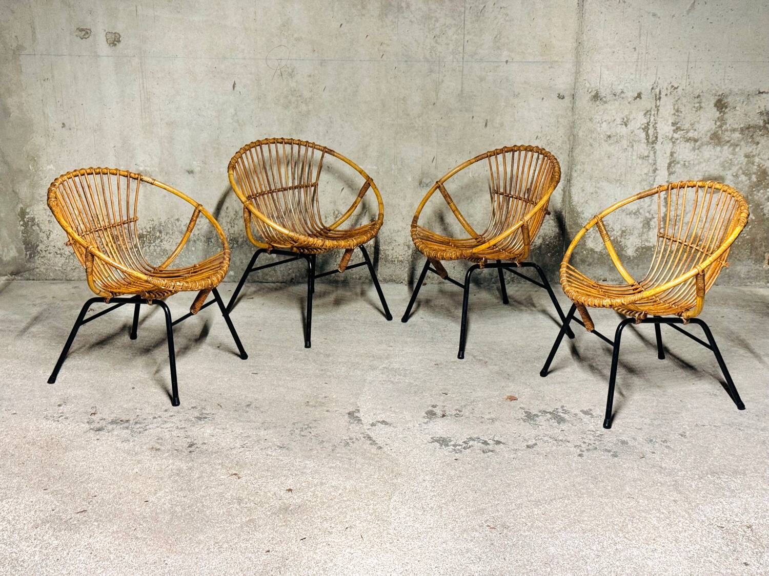 Set of 4 vintage 1950s/60s wicker rattan adult basket armchairs