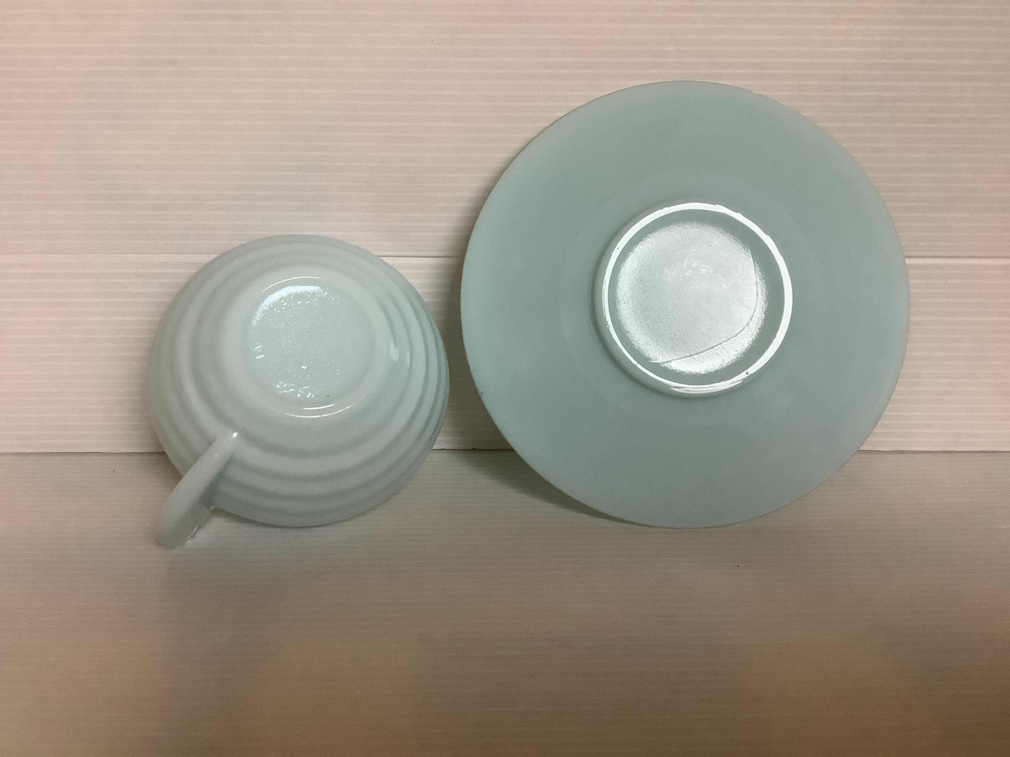 8 old Art Deco style mint cups