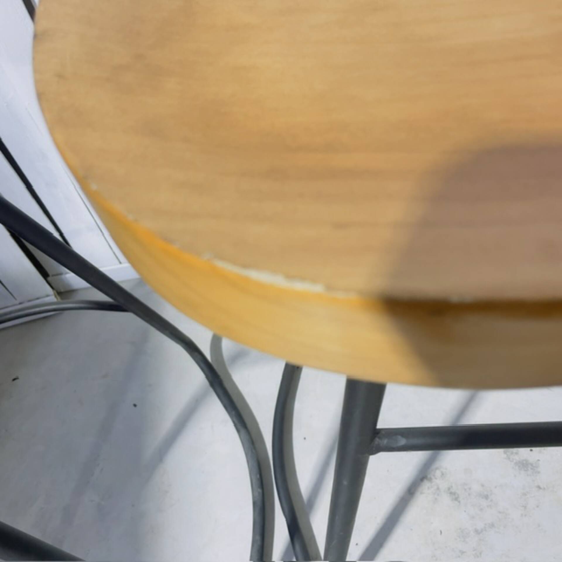 Modern and elegant bar stools
