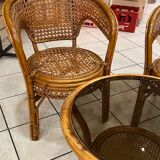 Salon en rotin et cannage formé de 2 fauteuils et d'une table basse