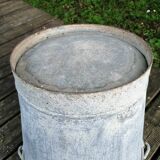 Zinc bucket