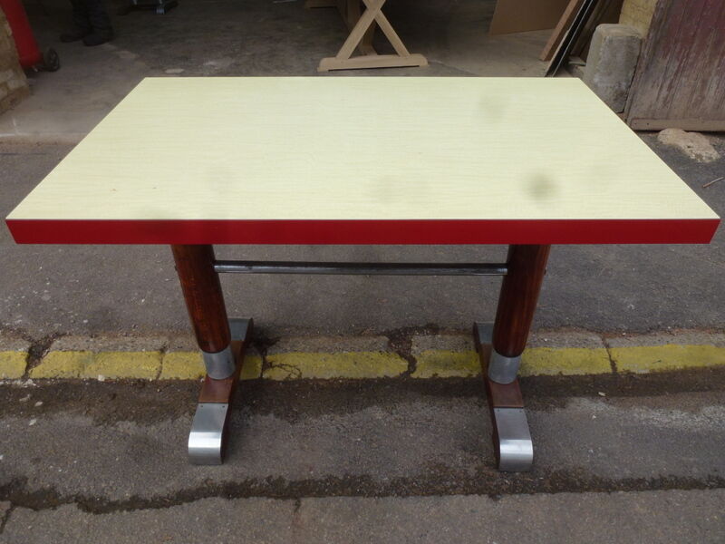 Lot de 9 tables de bistrot vintage Années 50