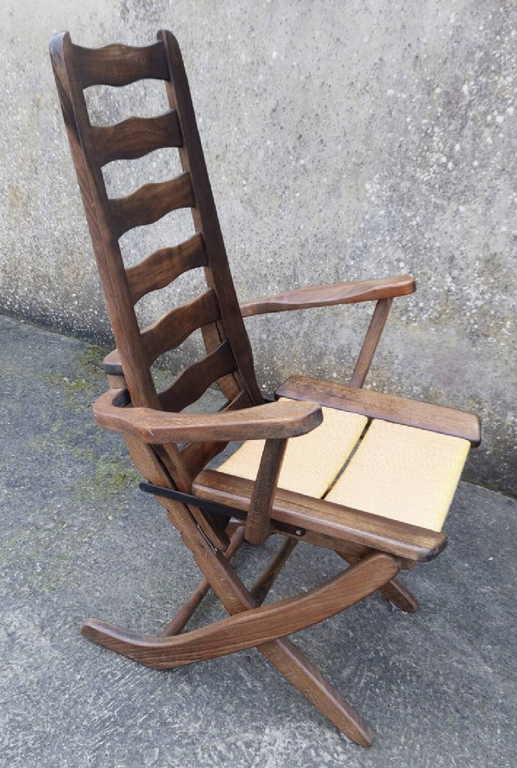 Pair of vintage TRICONFORT France deckchairs and relax chairs