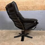 Fauteuil pivotant Skalma avec repose-pieds design danois