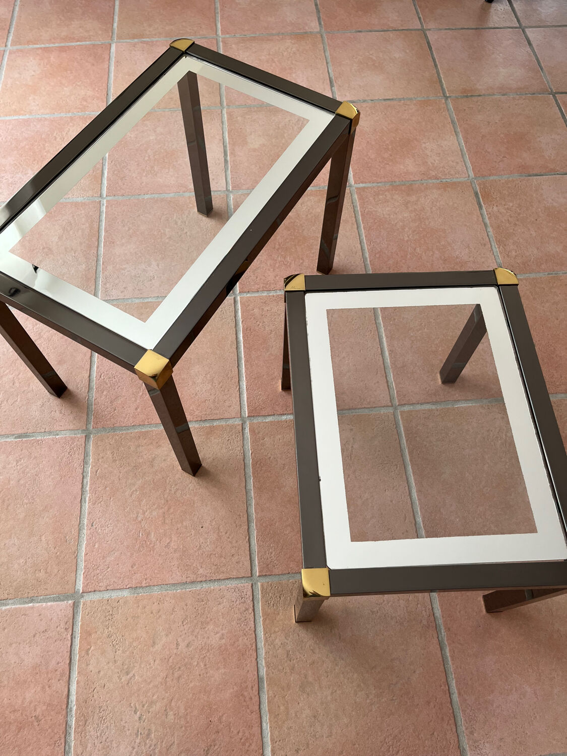 MARA coffee tables