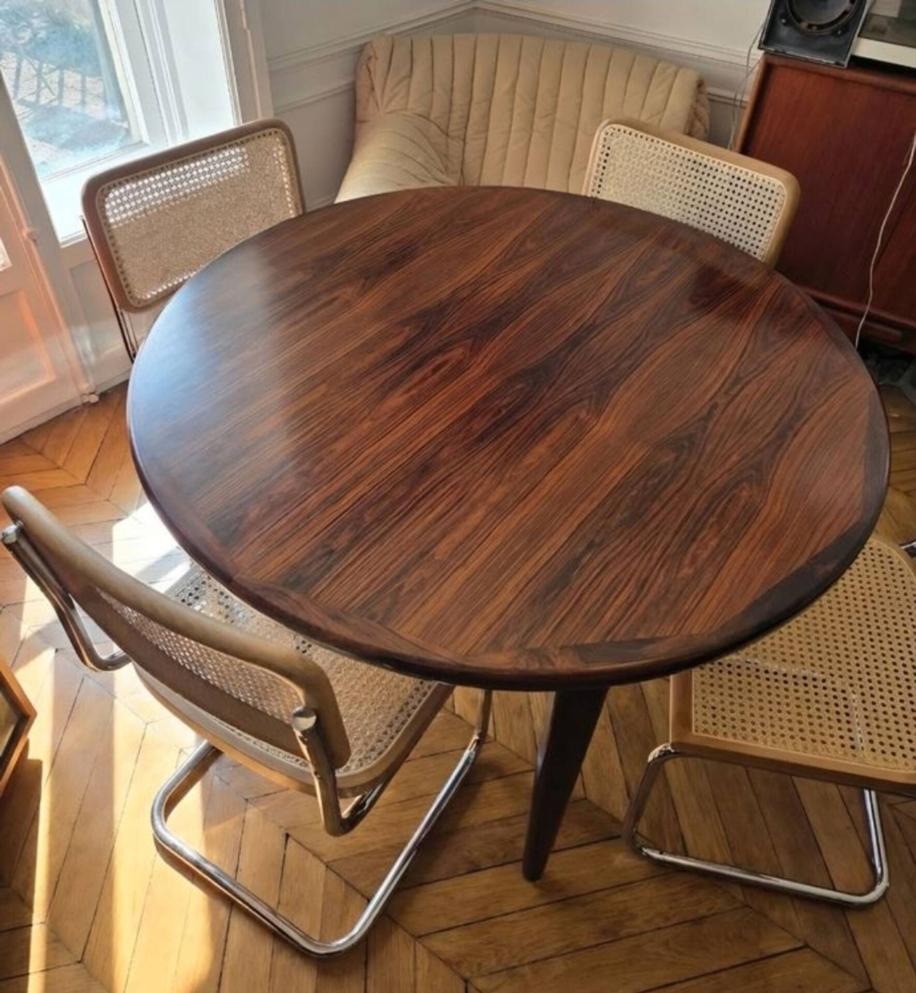 Table ronde par VV Møbler Spottrup extensible en bois de rose