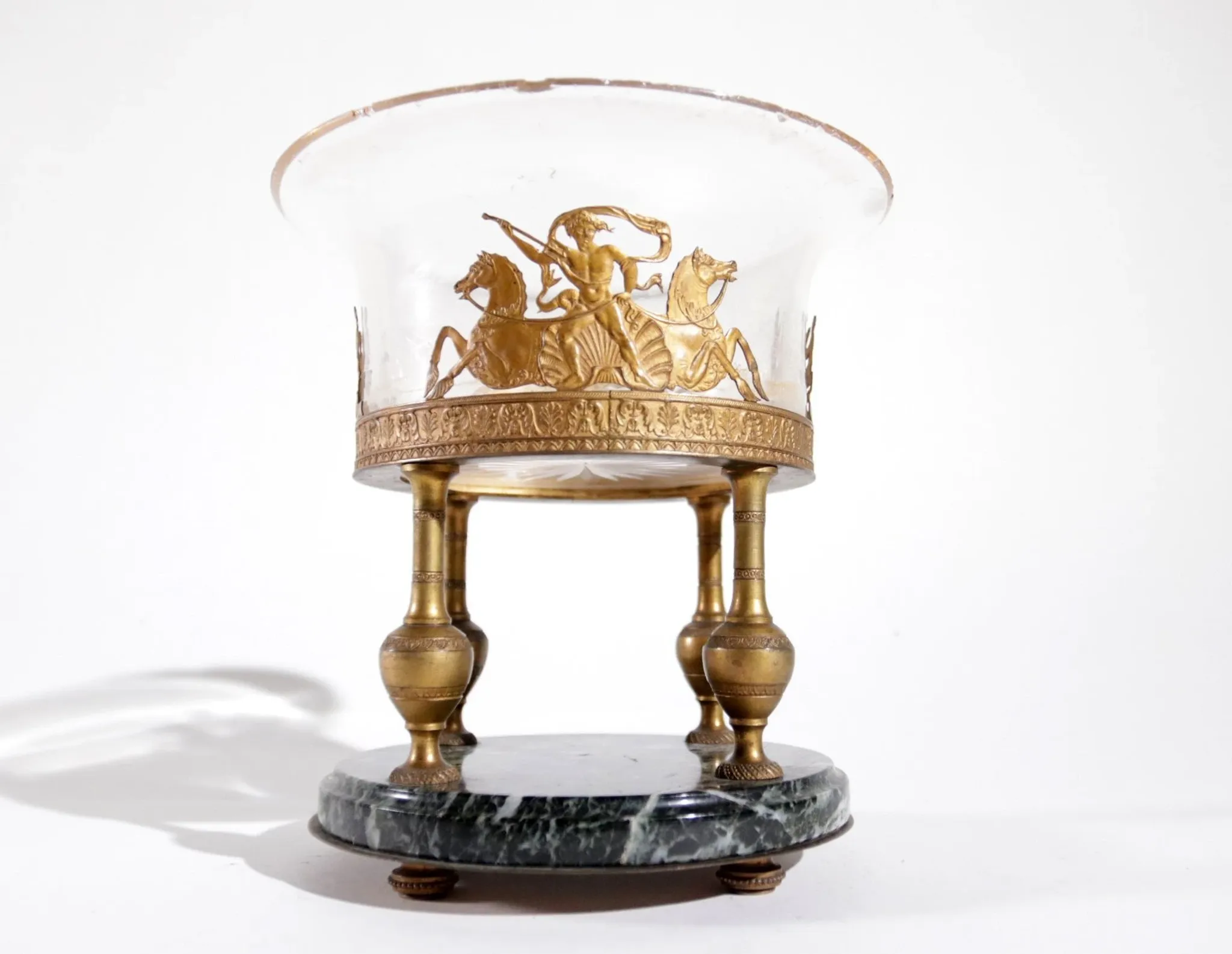 Empire tazza in fire-gilt bronze, marble and glass – France, early 19th c.