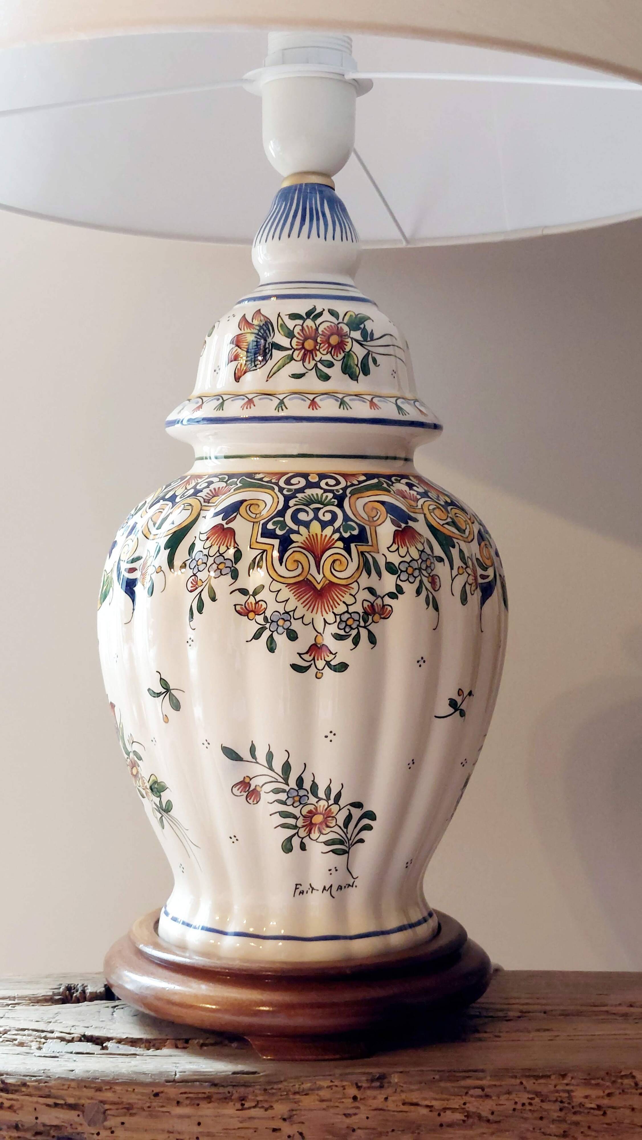 Hand-painted Rouen-style faience lamp, new artisan lampshade.
