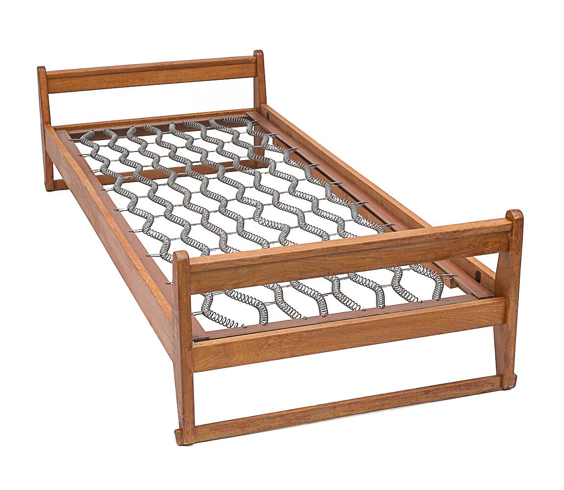 Daybed, divan attribué à Charlotte Perriand