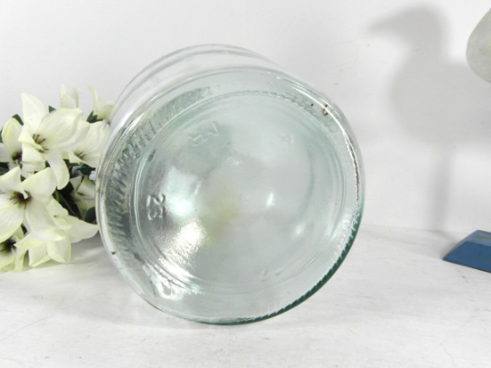 Demijohn of 2 liters