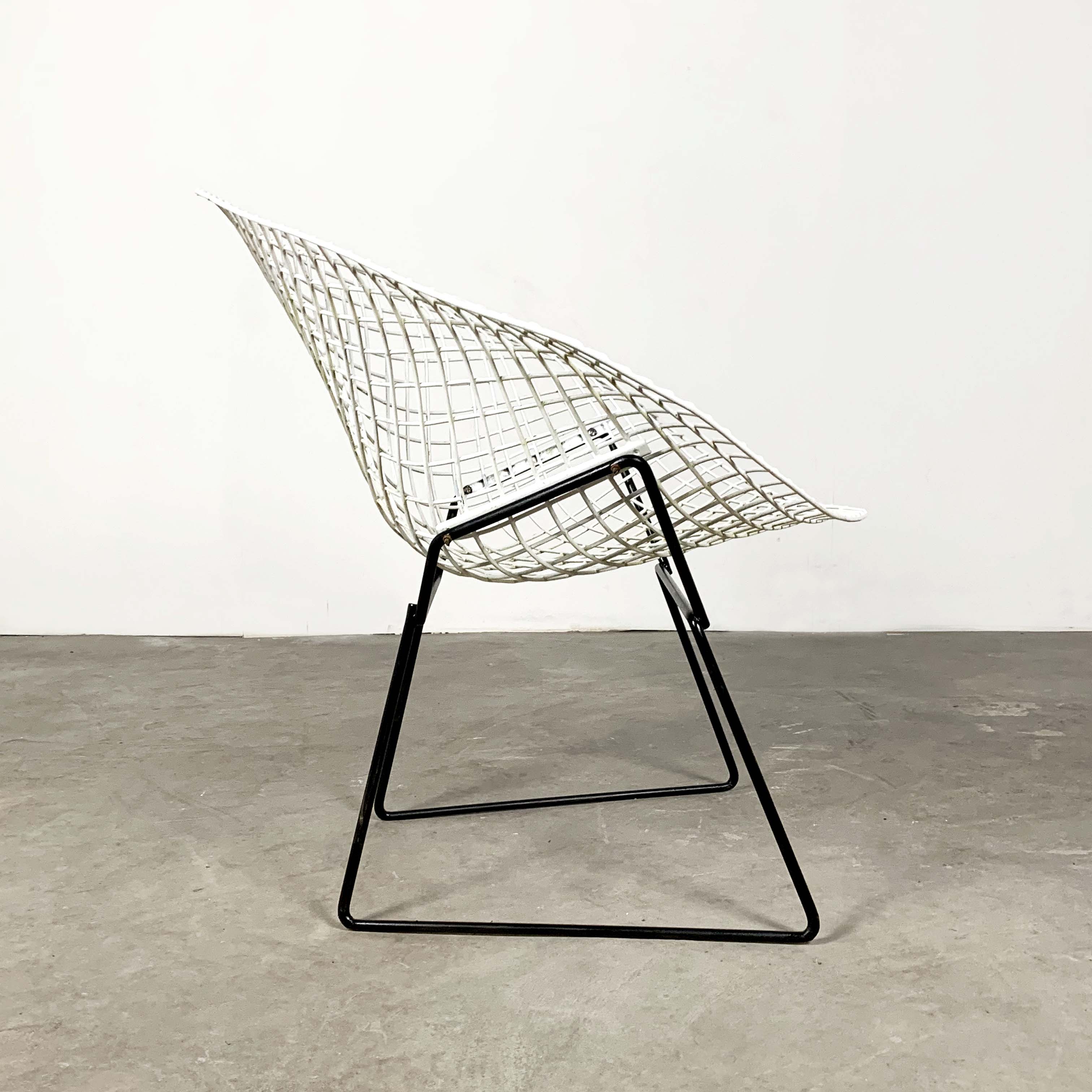 Diamond Chair Black and White by Harry Bertoia for Knoll, 1960