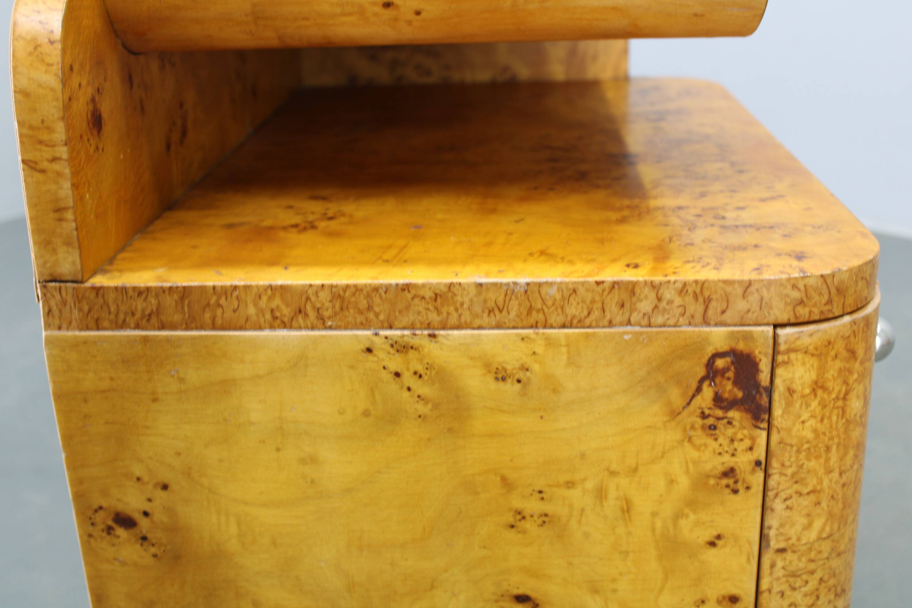 Pair of Art Deco burl wood nightstands, Czechoslovakia, 1940s