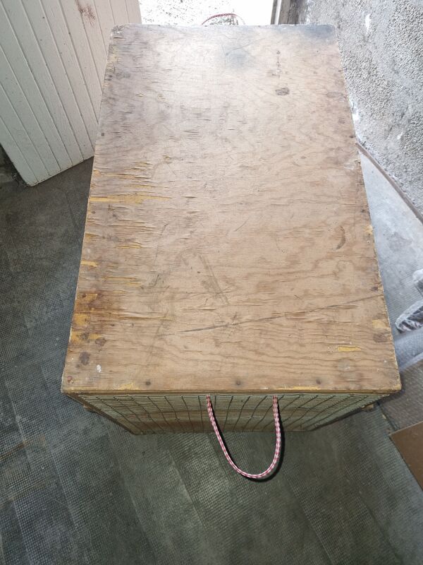 Caisse en bois transport aérien vintage