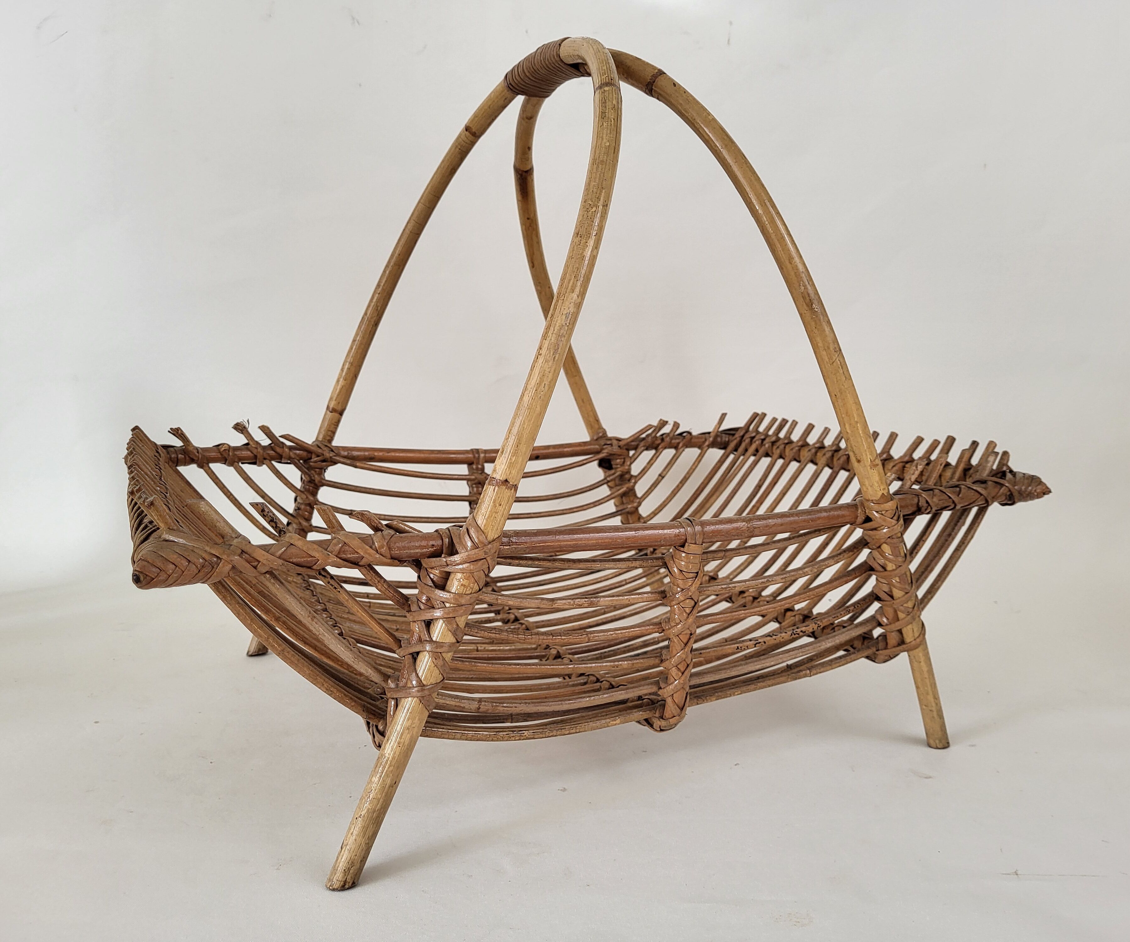 Basket newspaper holder rattan magazines