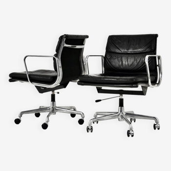EA217 black Soft Pad Chairs by Charles & Ray Eames for Herman miller, 1970s, Set of 2