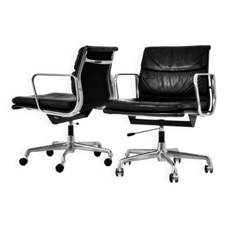 2 chaises de b ureau EA217 black Soft Pad de Charles & Ray Eames pour Herman miller, 1970s, Ensemble de 2