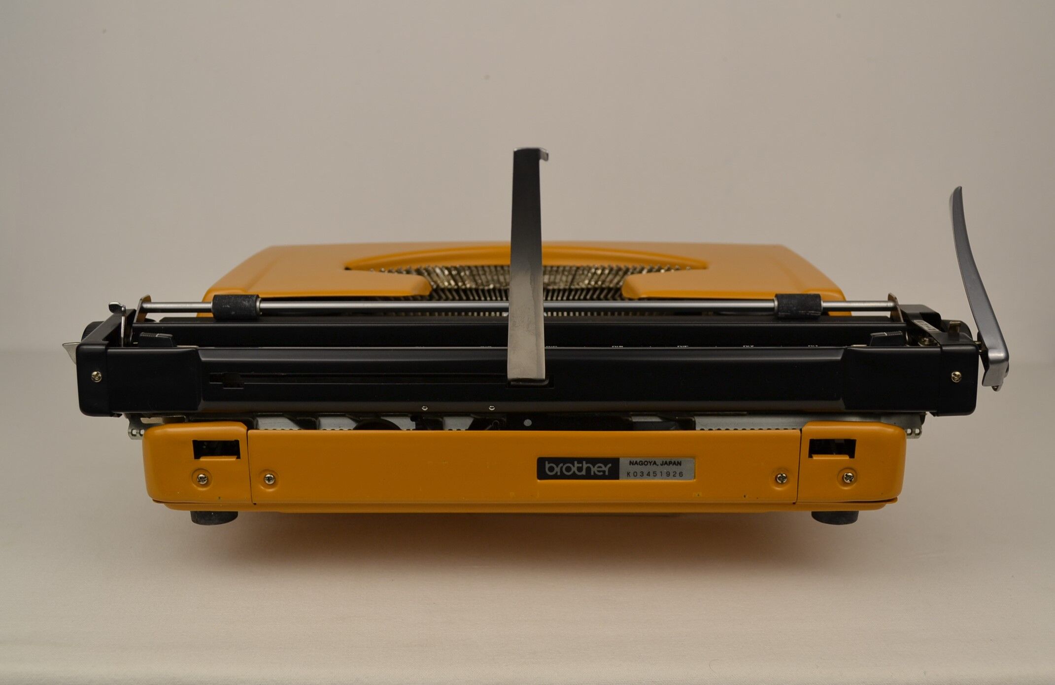 Brother deluxe 262tr mechanical typewriter - new tape