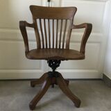 American Swivel and tilting armchair