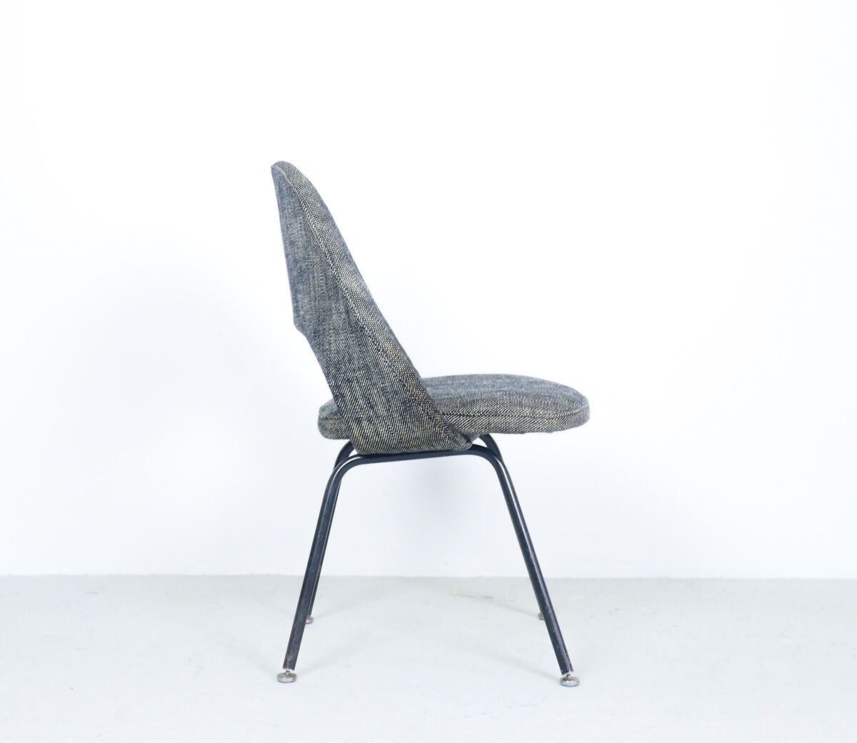 Eero Saarinen Conference chairs model 71, Knoll 1950