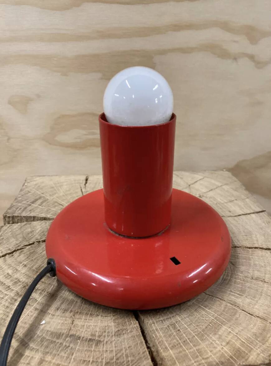 1970 Kama Keur red metal lamp