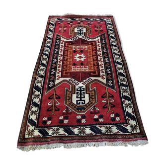 Ancien tapis d'orient. laine fait mains. ( 190 x 112 )