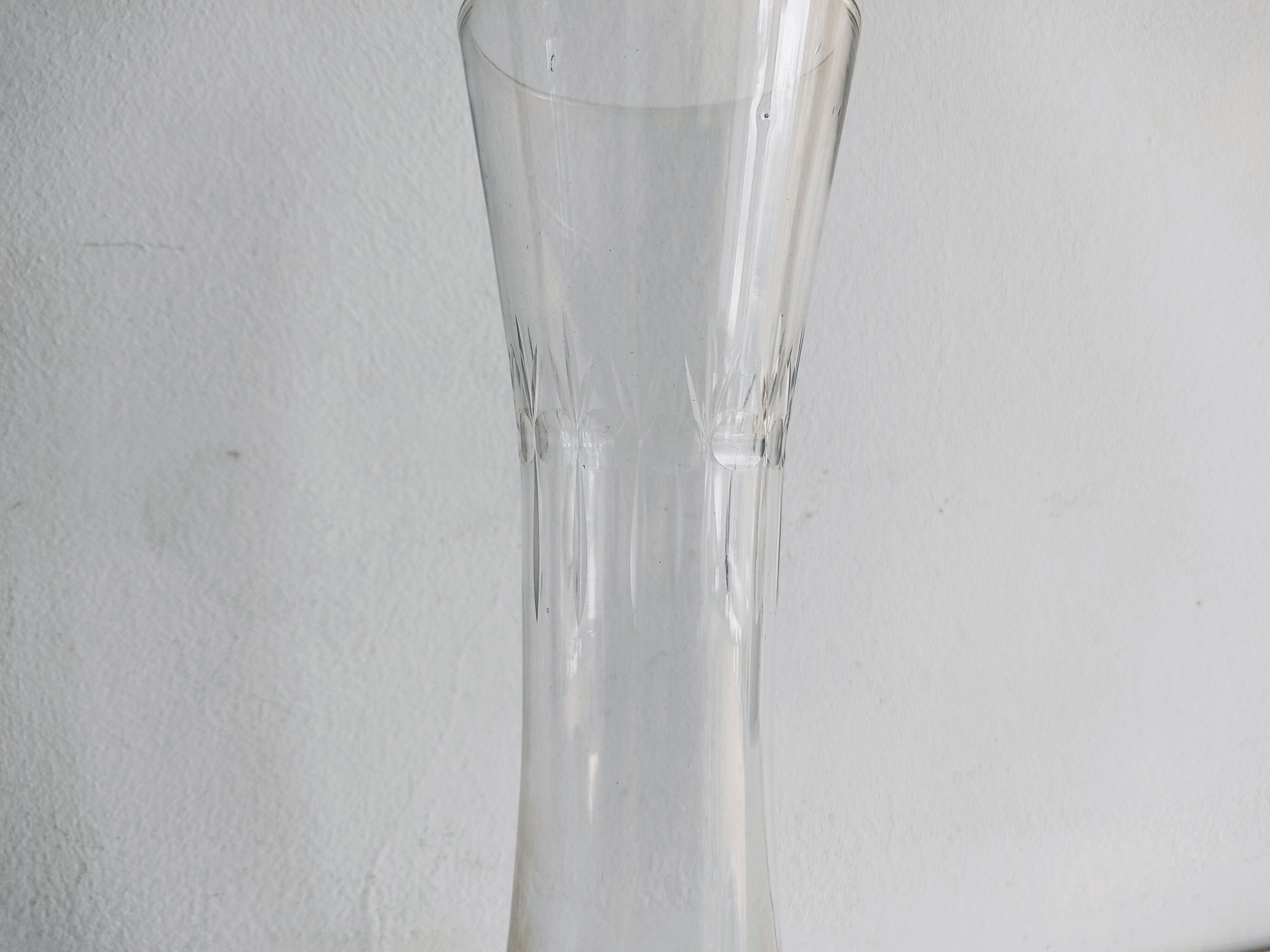 Transparent glass vase 28.5 cm