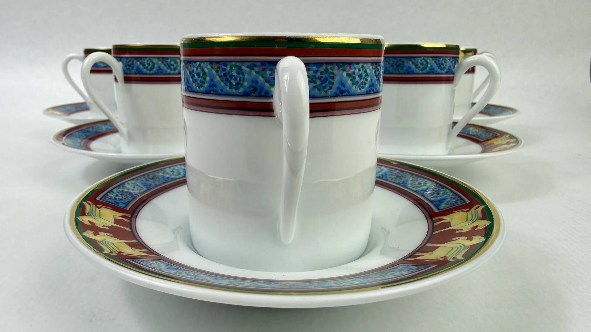 Raynaud Limoges — Six porcelain coffee cups, Pégase model
