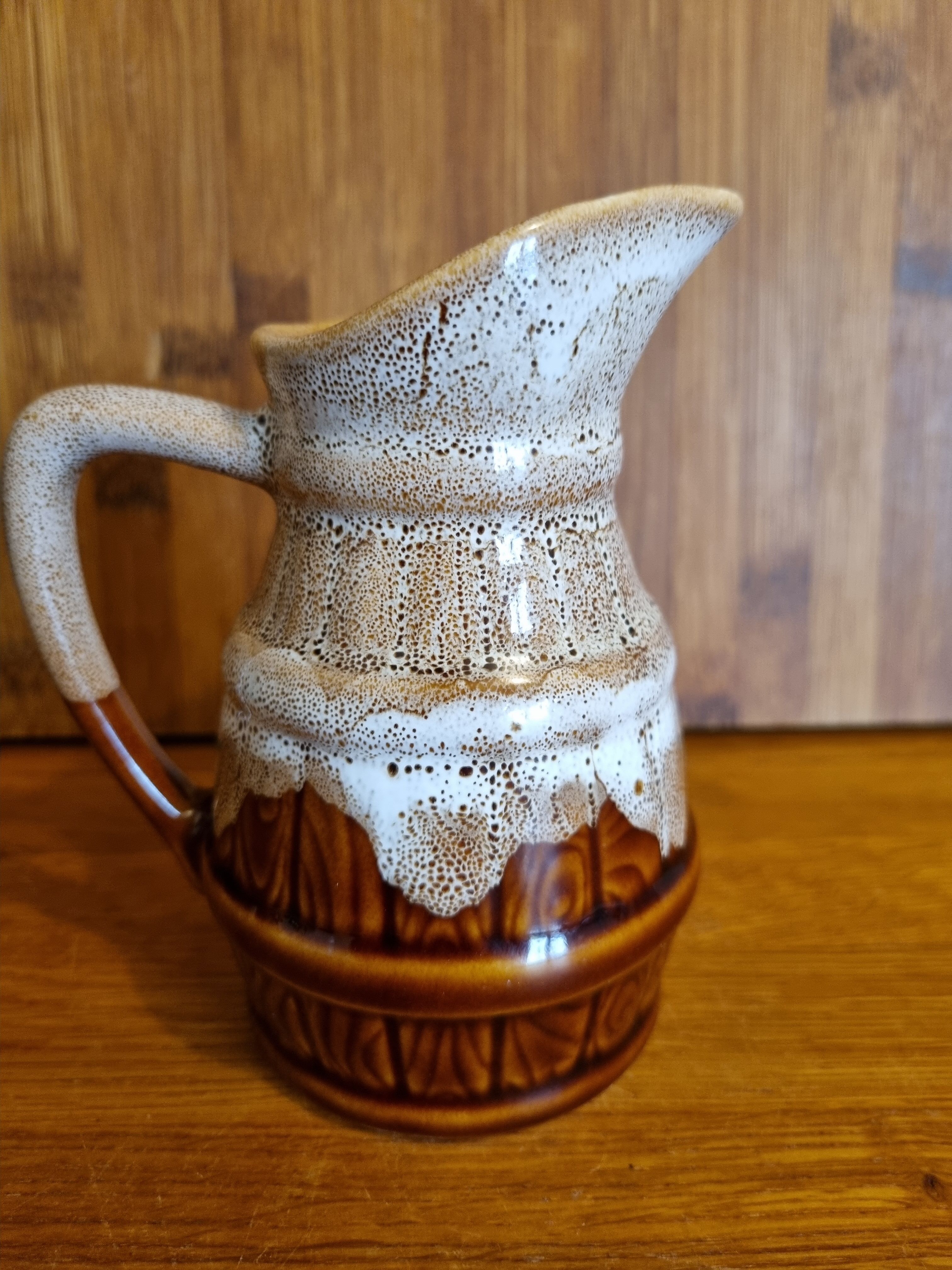 Pitcher vintage revol shape barrel beige 25 cl