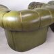Paire de fauteuils Chesterfield cuir vert