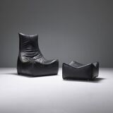 Stunning lounge chair The Rock in black leather by Gerard Van Den Berg - Montis