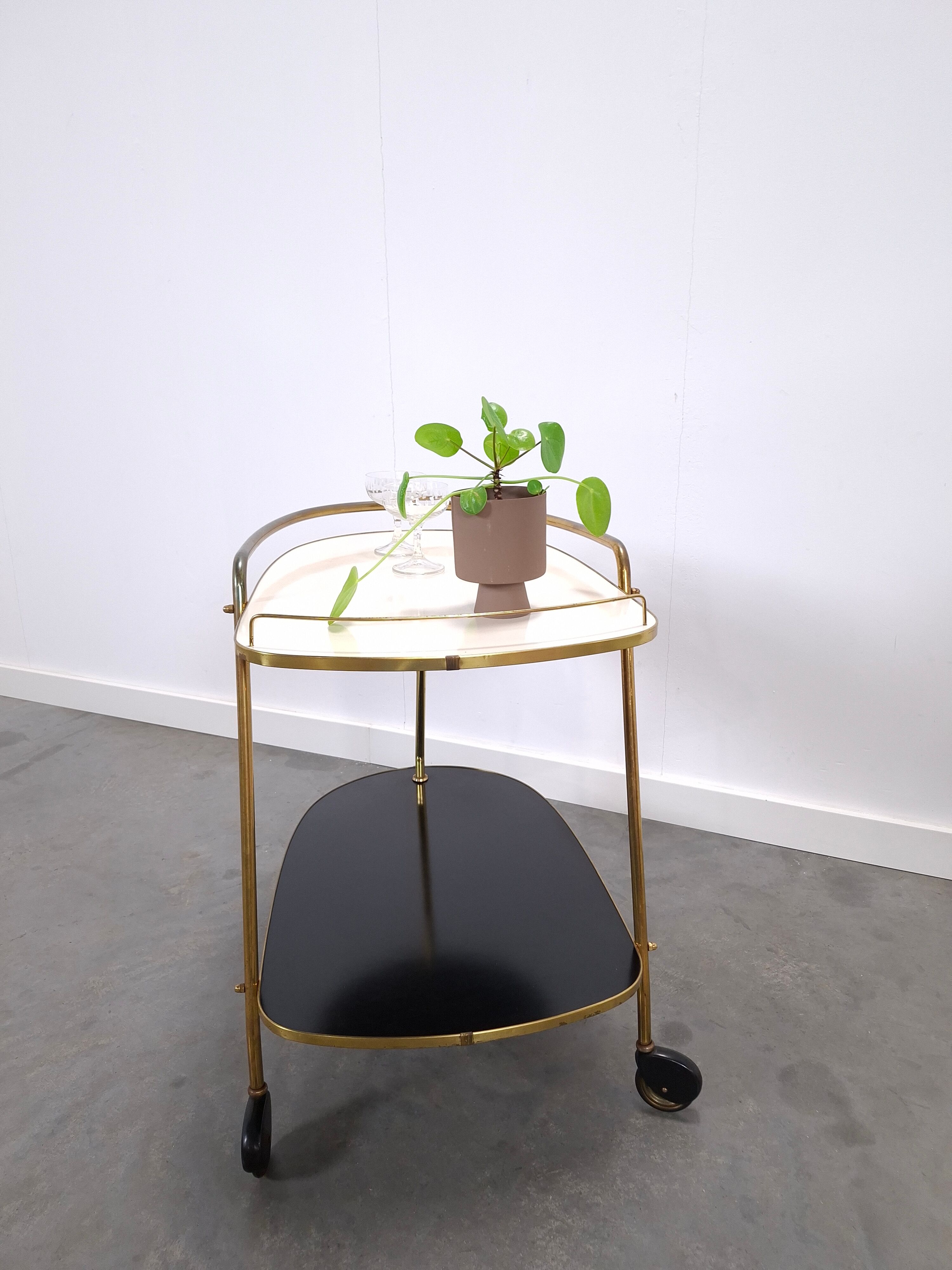 Ilse Möbel trolley met zwart wit formica vintage