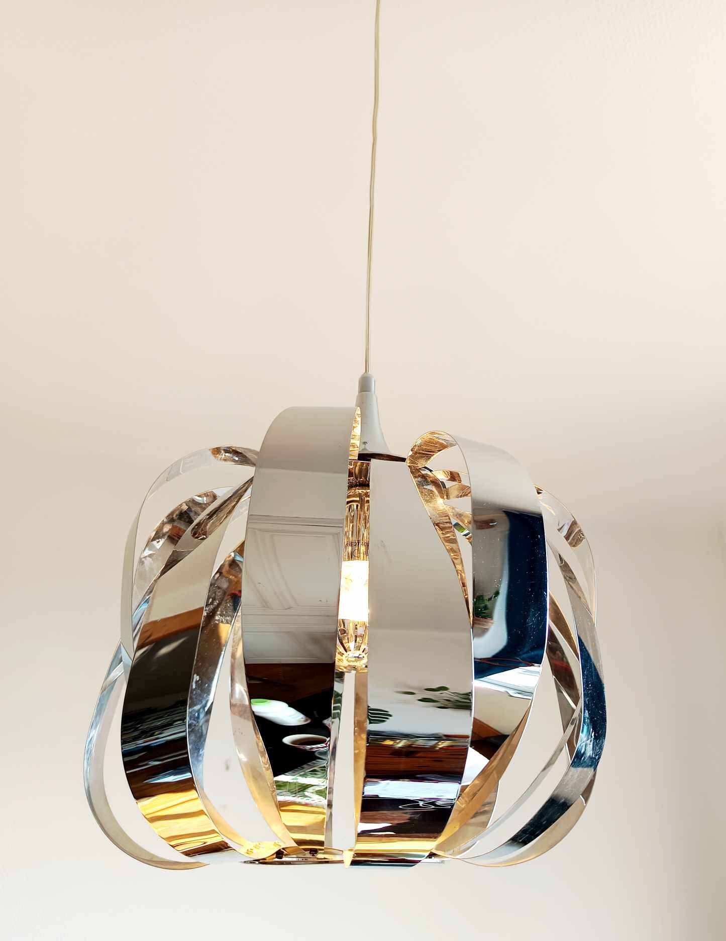 Suspension space age métal chromé