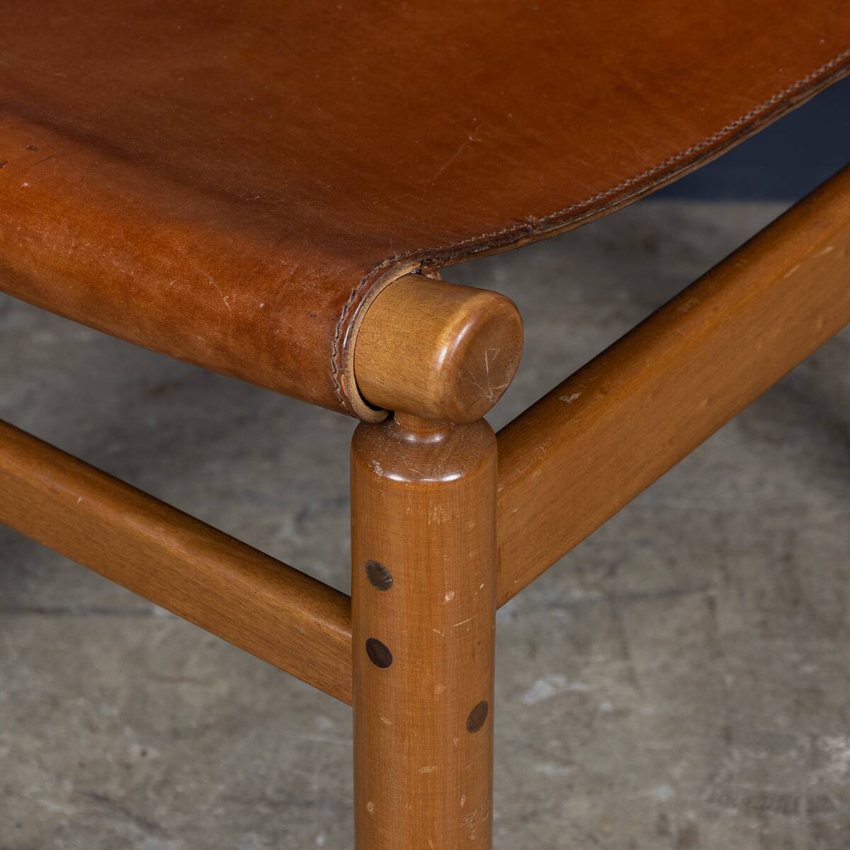 A SUPERB 20thC SET OF EIGHT ILMARI TAPIOVAARA LEATHER DINING CHAIRS c.1950