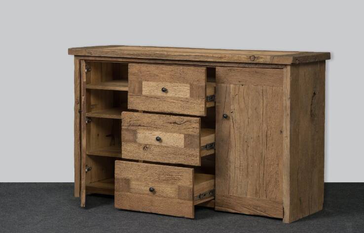 Chest of drawers made from solid 19th-century oak, handcrafted from reclaim