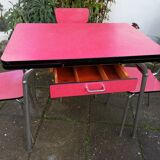 Table and chairs/stabonet in 60s formica