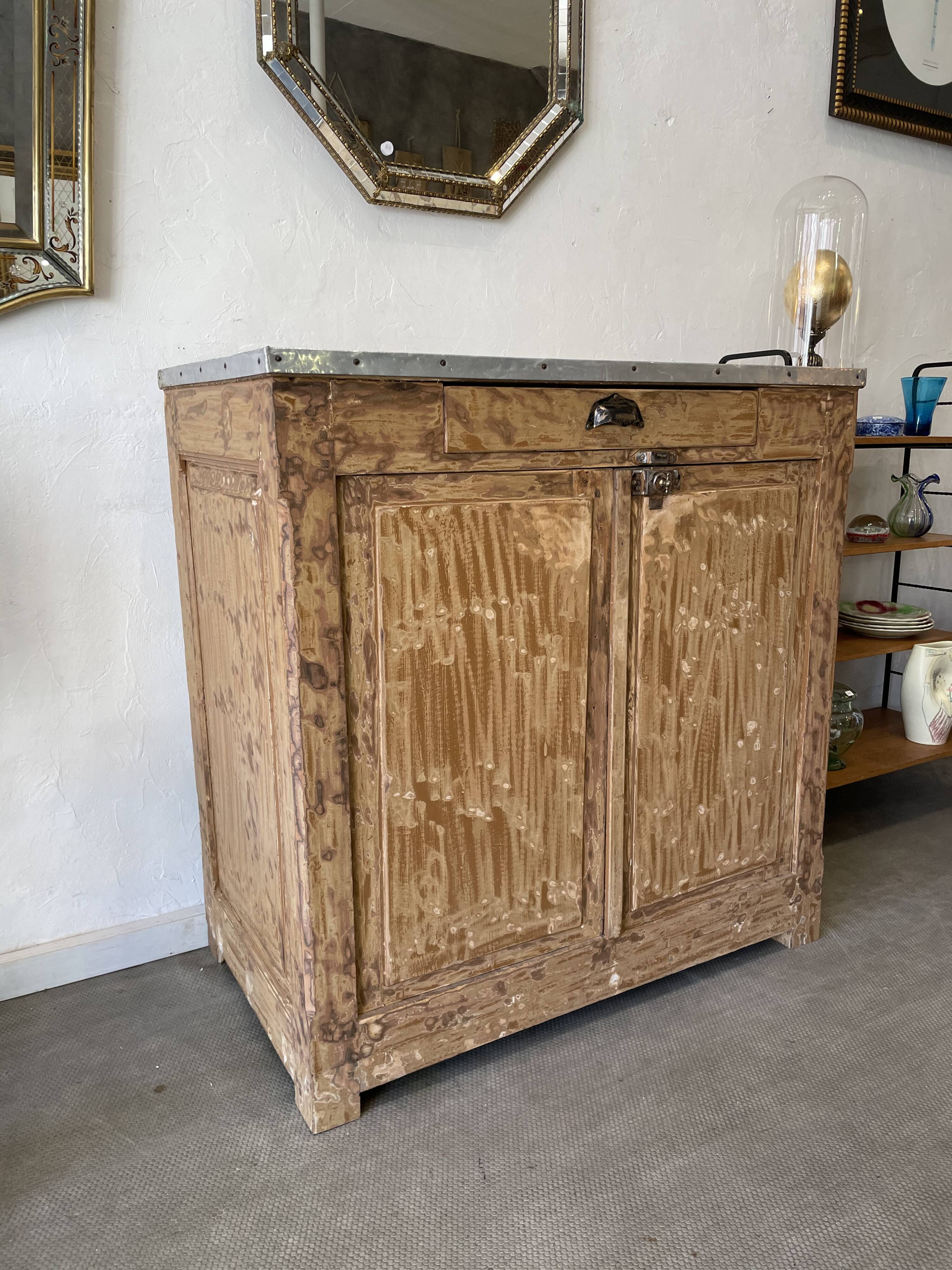 Parisian-style buffet