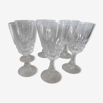 Six verres en cristal