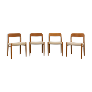 Set 4 chaises modèle