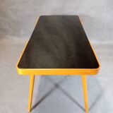 Table basse Jiri Jiroutek par Cesky Nabytok