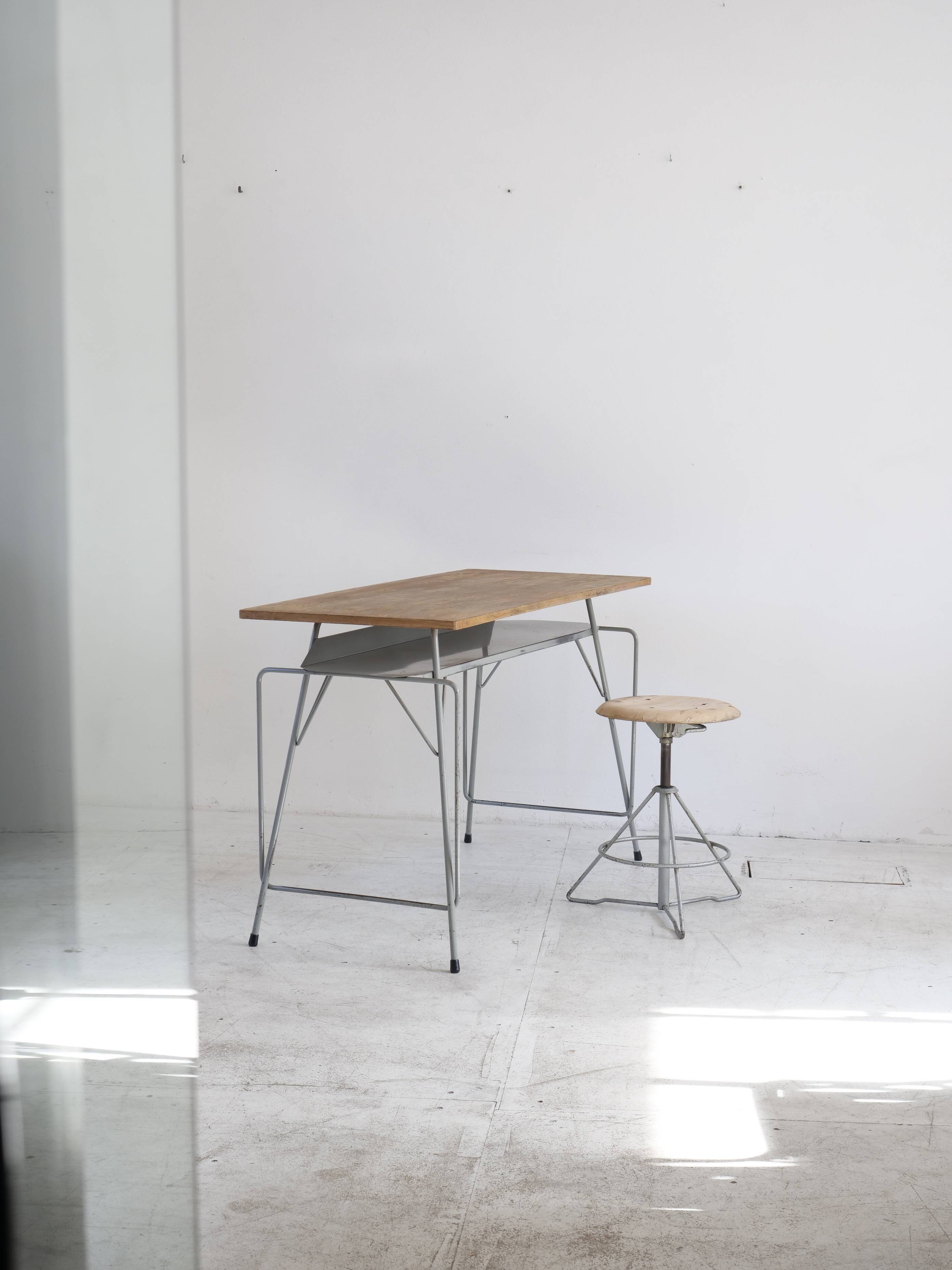 Bureau de Willy Van Der Meeren